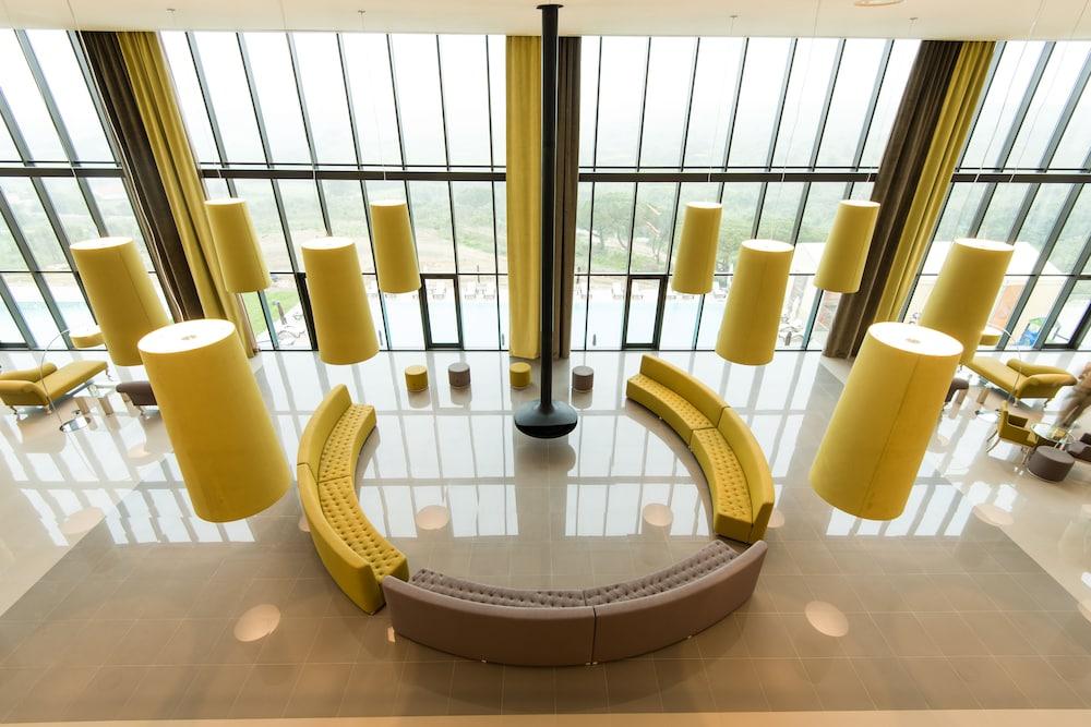 维拉加尔辛特拉酒店 外观 照片 The interior of the library